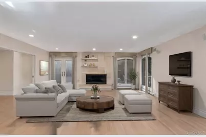 6 Coachmans Court, Old Westbury, NY 11568 - Photo 8