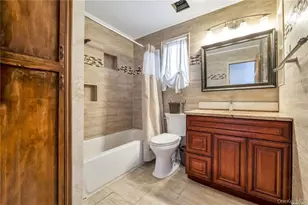 50-43 192nd St, Fresh Meadows, NY 11365 - Photo 26