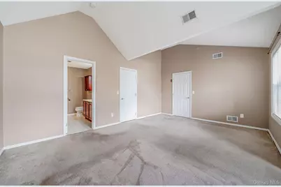 23 Cranberry Circle, Medford, NY 11763 - Photo 20