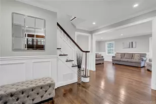 34 Hemingway Dr, Dix Hills, NY 11746 - Photo 18