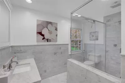 34 Hemingway Drive, Dix Hills, NY 11746 - Photo 32