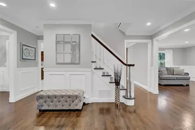 34 Hemingway Drive, Dix Hills, NY 11746 - Photo 4