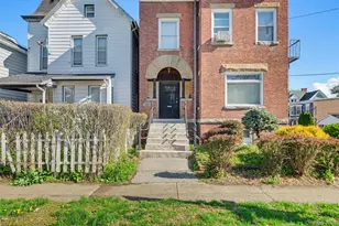 22 Overlook Pl, Newburgh, NY 12550 - Photo 2