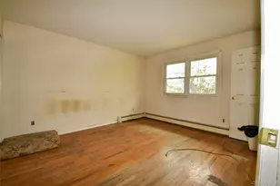149 Miller Place Rd, Miller Place, NY 11764 - Photo 8