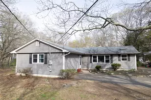 149 Miller Place Rd, Miller Place, NY 11764 - Photo 2