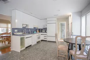 9 Kensington St, Long Beach, NY 11561 - Photo 8