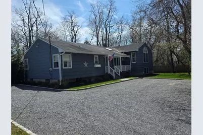 870 Noyack Road, Southampton, NY 11968 - Photo 1