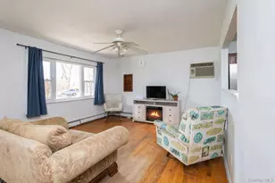 167 Robinwood Dr, Shirley, NY 11967 - Photo 2
