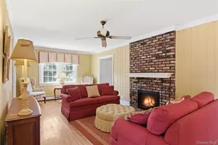 44 Magnolia St, Westbury, NY 11590 - Photo 8