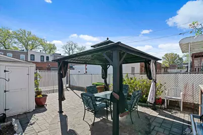 65-41 77th Place, Middle Village, NY 11379 - Photo 22