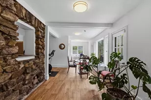 145 Saxon Woods Rd, White Plains, NY 10605 - Photo 4