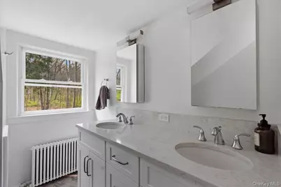145 Saxon Woods Road, White Plains, NY 10605 - Photo 12