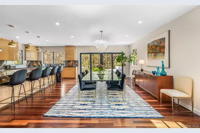 68 Brookside Drive, Manhasset, NY 11030 - Photo 6