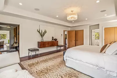 68 Brookside Drive, Manhasset, NY 11030 - Photo 14