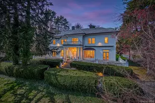 365 E Shore Rd, Great Neck, NY 11023 - Photo 2