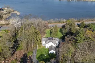 365 E Shore Rd, Great Neck, NY 11023 - Photo 6