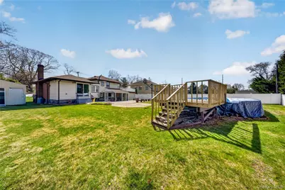 141 Cold Spring Road, Syosset, NY 11791 - Photo 38