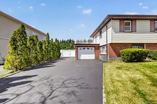 141 Cold Spring Rd, Syosset, NY 11791 - Photo 34