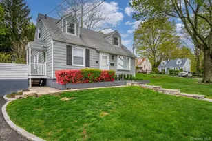 21 Keystone Rd, Yonkers, NY 10710 - Photo 2