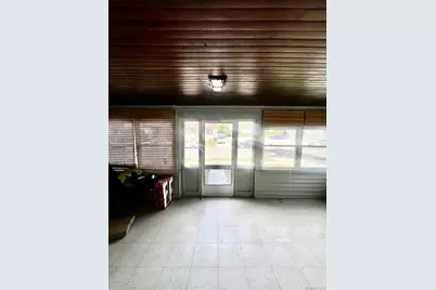 309 Franklin Avenue, Hewlett, NY 11557 - Photo 2