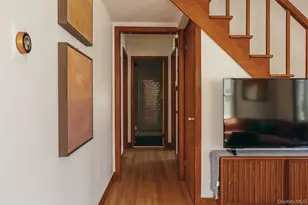 32 Ten Broeck Ave, Hudson, NY 12534 - Photo 18