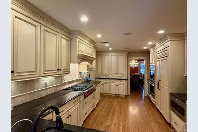 118 4th Street, Garden City, NY 11530 - Photo 2