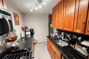 83-25 98th St, Woodhaven, NY 11421 - Photo 8