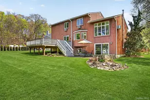300 Chestnut Ct, Yorktown Heights, NY 10598 - Photo 36