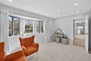300 Chestnut Ct, Yorktown Heights, NY 10598 - Photo 16