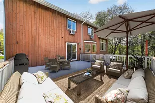 300 Chestnut Ct, Yorktown Heights, NY 10598 - Photo 30