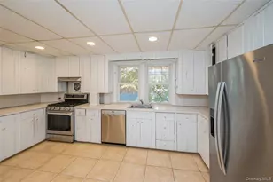 102 Reid Ave, Port Washington, NY 11050 - Photo 28