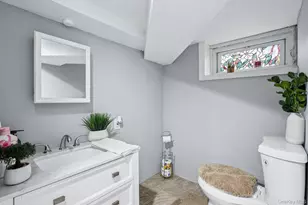 374 Miller Ave, Freeport, NY 11520 - Photo 26