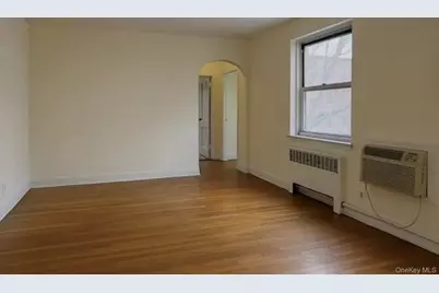 76-03 Commonwealth Boulevard #3A, Bellerose, NY 11426 - Photo 2