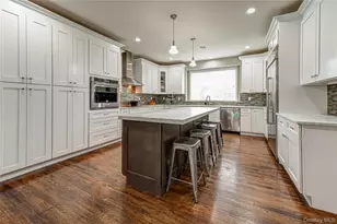 4 Indianwood Ct, Wading River, NY 11792 - Photo 20