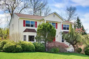 31 Dunnigan Dr, Pomona, NY 10970 - Photo 4