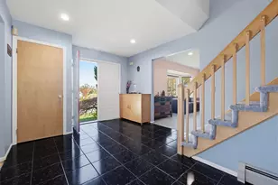 31 Dunnigan Dr, Pomona, NY 10970 - Photo 8
