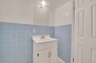 115-47 223rd St, Cambria Heights, NY 11411 - Photo 16