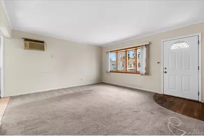 51 Audrey Avenue, Plainview, NY 11803 - Photo 4