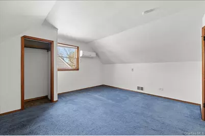 51 Audrey Avenue, Plainview, NY 11803 - Photo 14