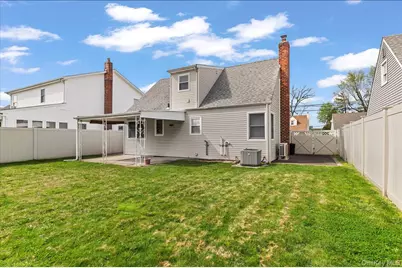 51 Audrey Avenue, Plainview, NY 11803 - Photo 20