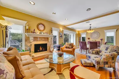 12 Kristin Lane, Hauppauge, NY 11788 - Photo 20