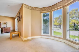 12 Kristin Ln, Hauppauge, NY 11788 - Photo 40