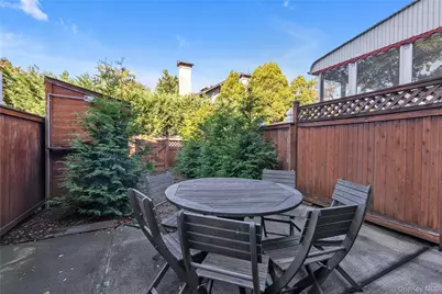 7-16 160th Street, Whitestone, NY 11357 - Photo 10
