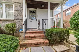 82-10 215th St, Hollis, NY 11427 - Photo 4