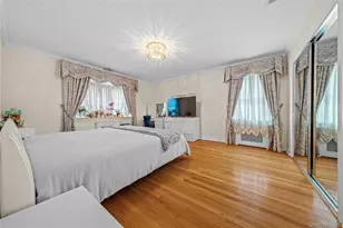 82-10 215th St, Hollis, NY 11427 - Photo 12