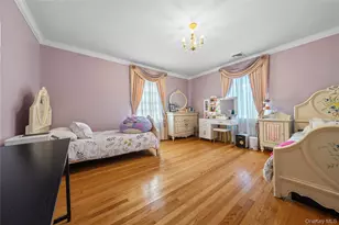 82-10 215th St, Hollis, NY 11427 - Photo 14