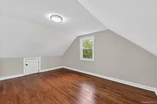 33 Tuscarora Dr, Centerport, NY 11721 - Photo 10