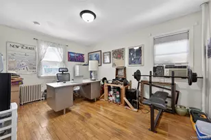 160 Albermarle Ave, Valley Stream, NY 11580 - Photo 10