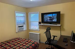 160 Albermarle Ave, Valley Stream, NY 11580 - Photo 8
