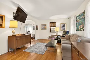 160 Albermarle Ave, Valley Stream, NY 11580 - Photo 2